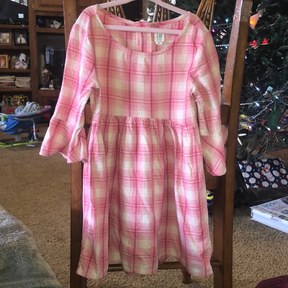 Girls buffalo plaid dress. Very slight Hi Lo hem